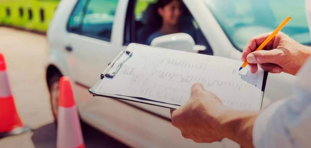 Desde 2023 la DGT te regalar&aacute; dos puntos del carnet