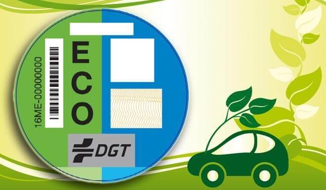 pegatina ambiental 3 - Las Pegatinas ECO de la DGT son esenciales a partir de ahora